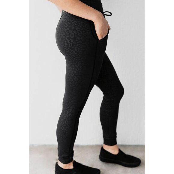 Celestial Bodiez NWT Power Joggers in Black Panther Leopard Print Size Small - Picture 3 of 10